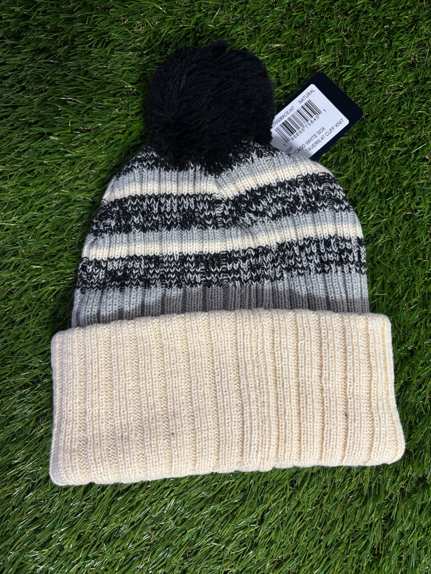 CHICAGO WHITE SOX POM KNIT HAT (Cream Ice)