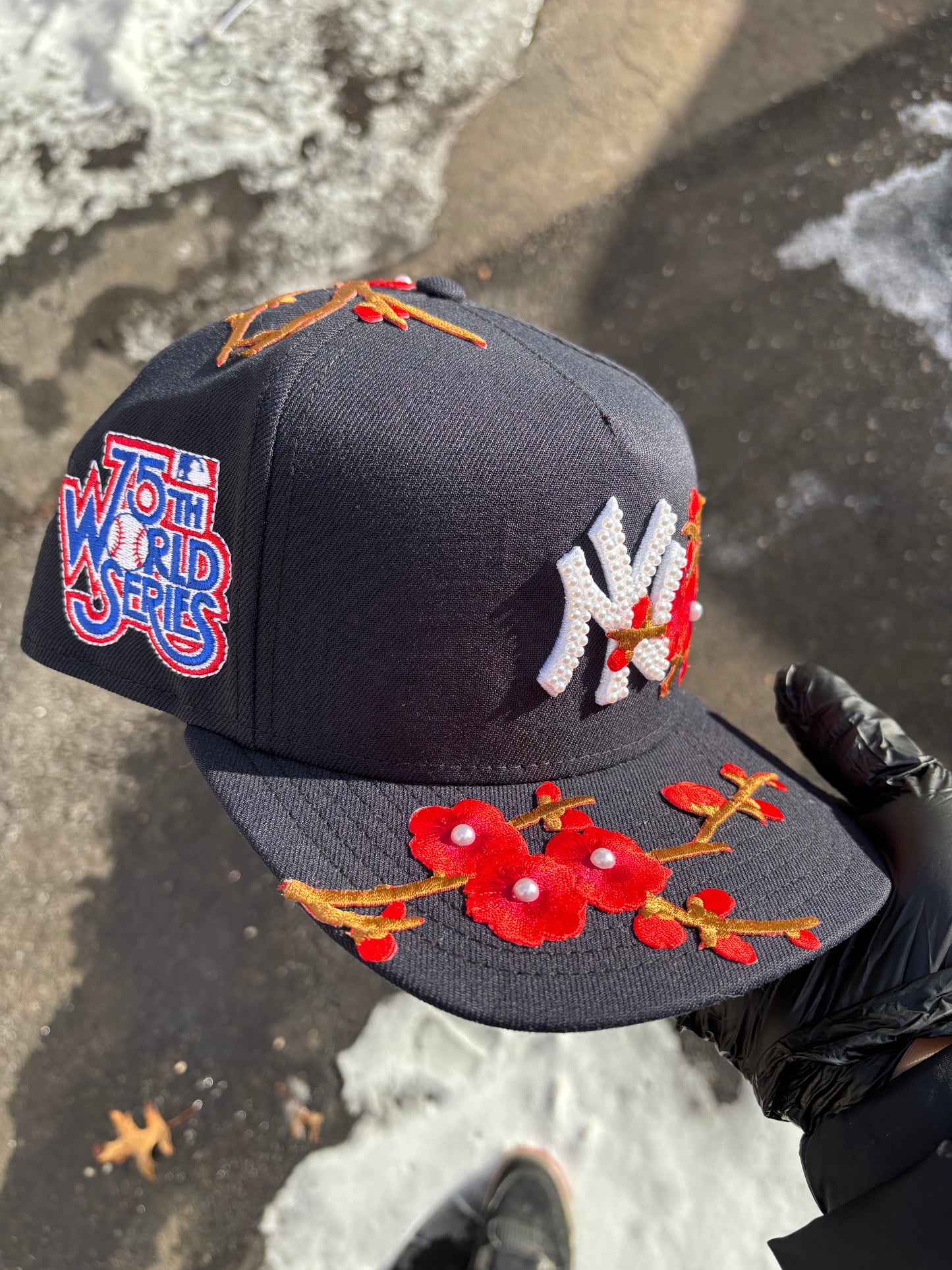 New York Yankees SnapBack Cherry Pearl Edition