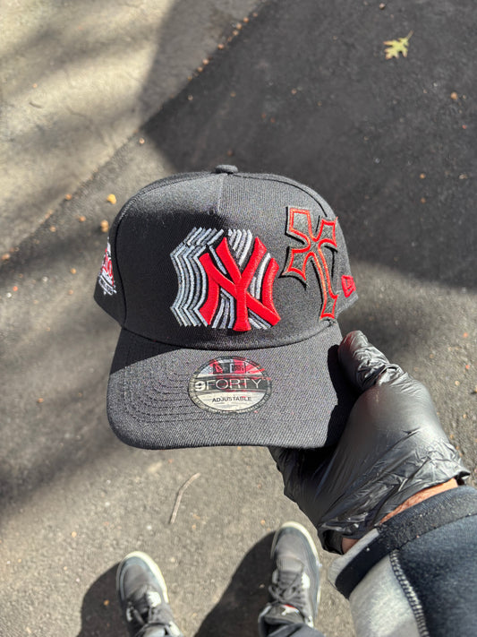 New York Yankees SnapBack Cross