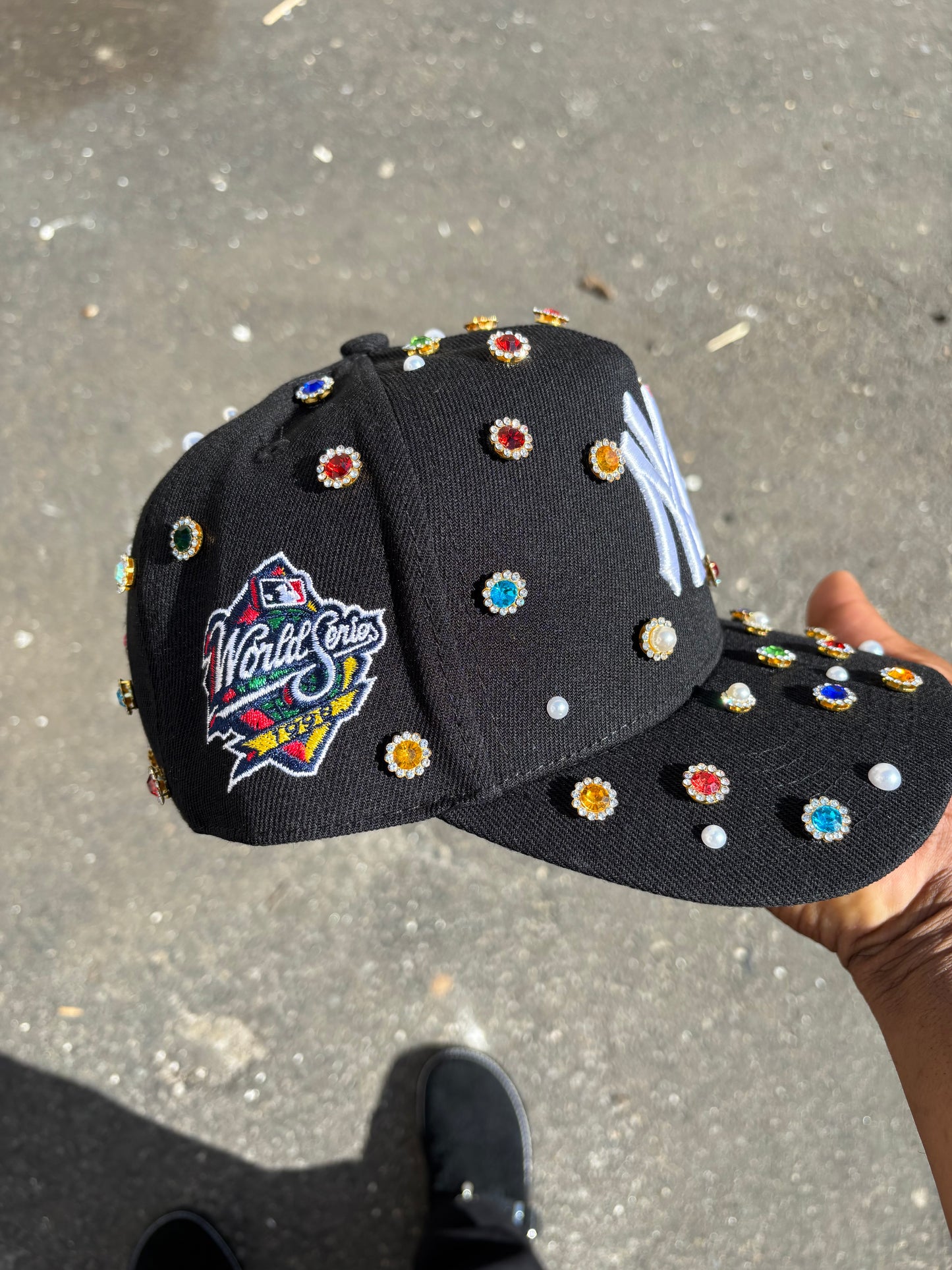 New York Yankees SnapBack Crowned Out